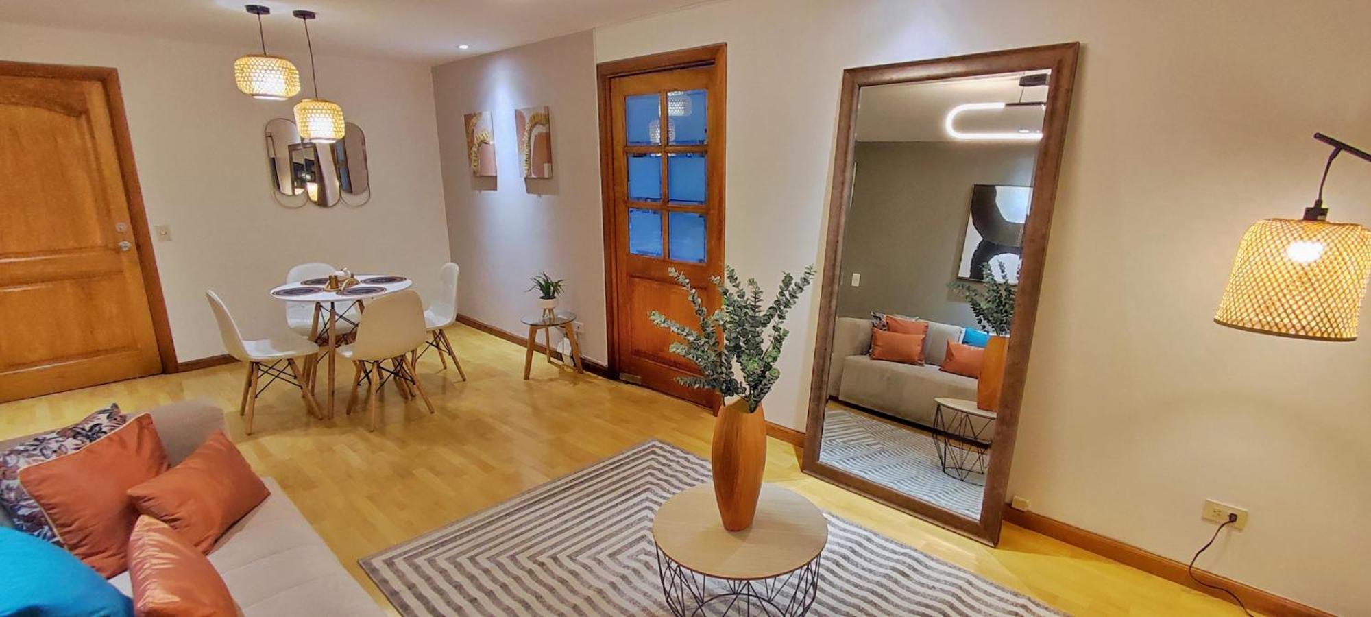 Hermosa Vista De 2br 5pax De Lujo Quito